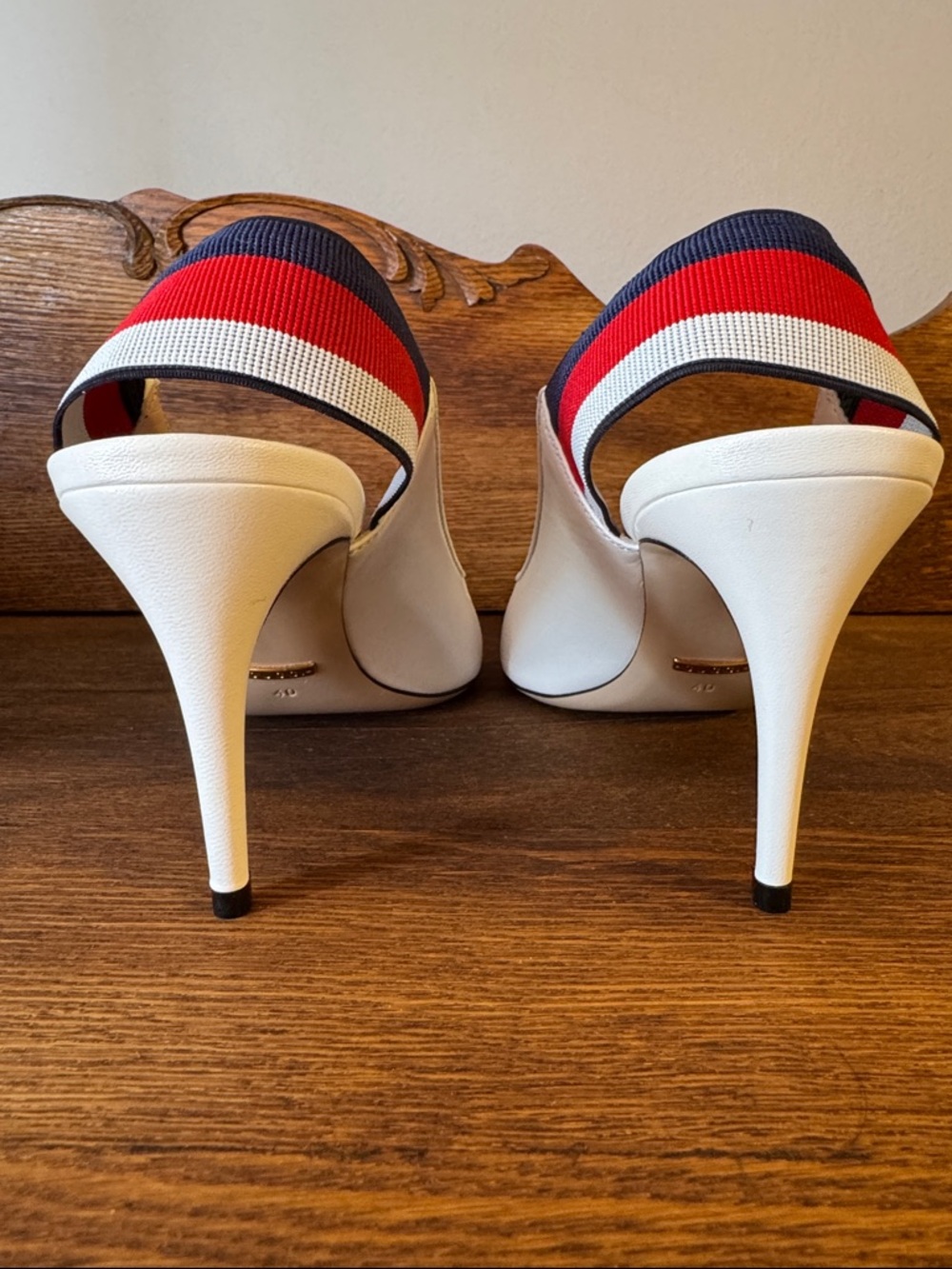 Gucci White Leather Slingback Pumps with Red and Blue Web - Picture 4 of 5